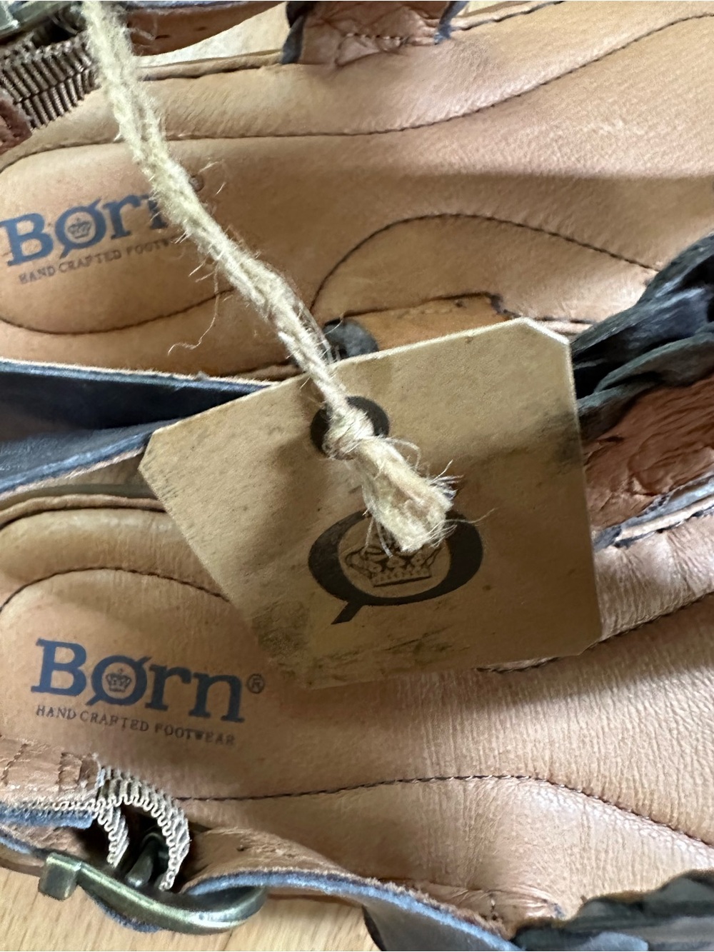 NWT Born Leather Braided Thong Sandal Gray Sz 9 - Picture 8 of 8